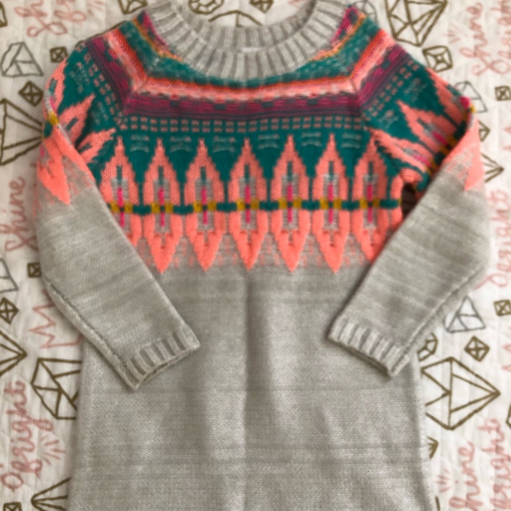 Geometric pattern sweater dress